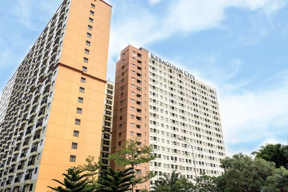 Literooms Kebagusan Giacarta Esterno foto
